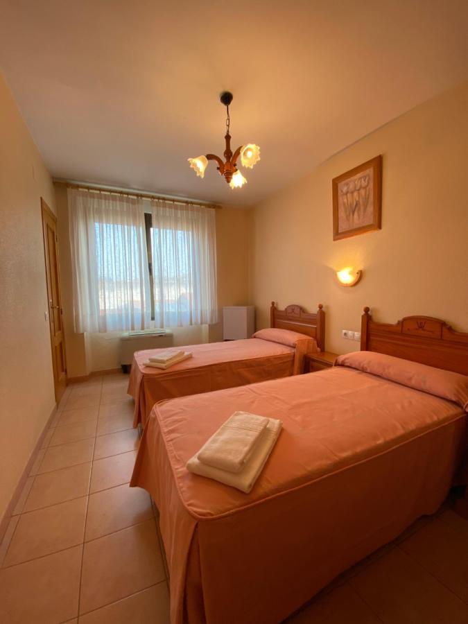 Hostal Jose Mari Ciudad-Rodrigo Екстериор снимка